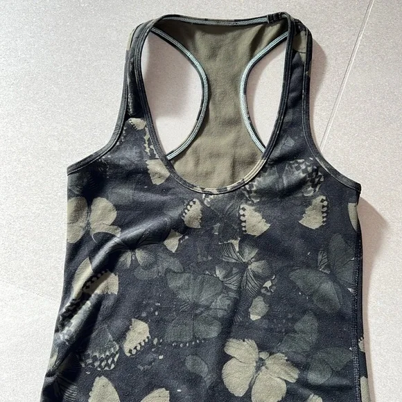 Lululemon Cool Racer Back Tank Rare! - Picture 3 of 6